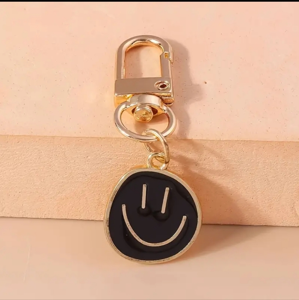 Joyful Face Purse Charms/Keychain Chains Bundle of Seven - Picture 3 of 8